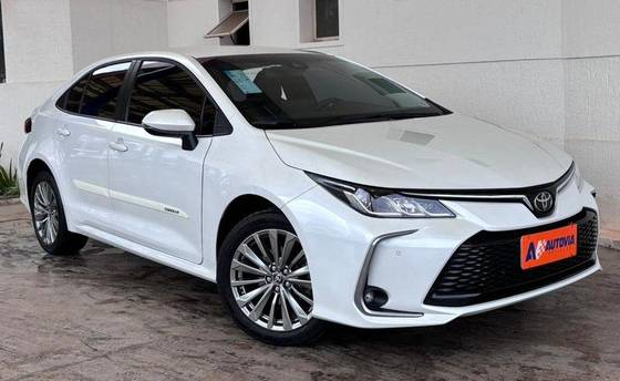 TOYOTA COROLLA 2.0 VVT-IE FLEX XEI DIRECT SHIFT TOYOTA COROLLA 2.0 VVT-IE FLEX XEI DIRECT SHIFT